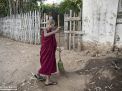  buddhist monk burma myanmar